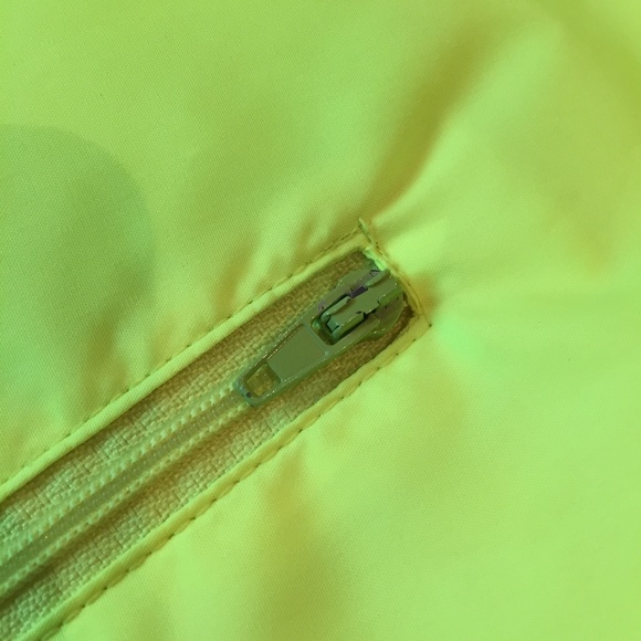 ❄️ DKNY ACTIVE JACKET - Picture 7 of 8